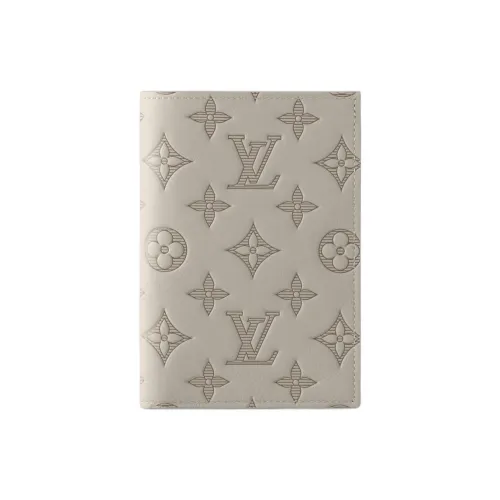 LOUIS VUITTON Embossed Calfskin Card Holder Regular Men's Gray
