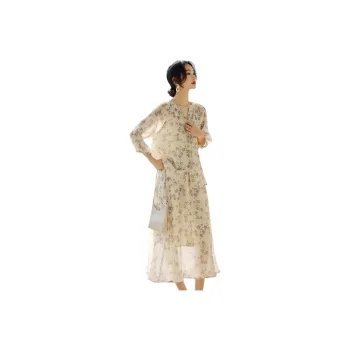 XWI Skirt Set Women's Beige With Light Ink Floral