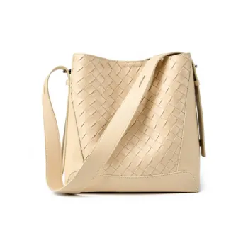 Bullrun Cow Leather Shoulder Bag Women's Black/Apricot