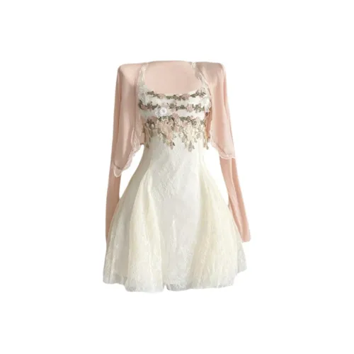 Udon House Two Piece Skirt Sets Women's