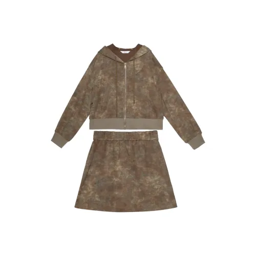 IT'REAL SS25 Skirt Set Women's Uniform Color