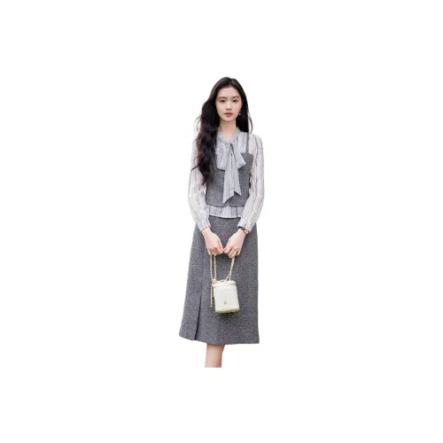 Like The Age Of Water Skirt Set Women's Gray