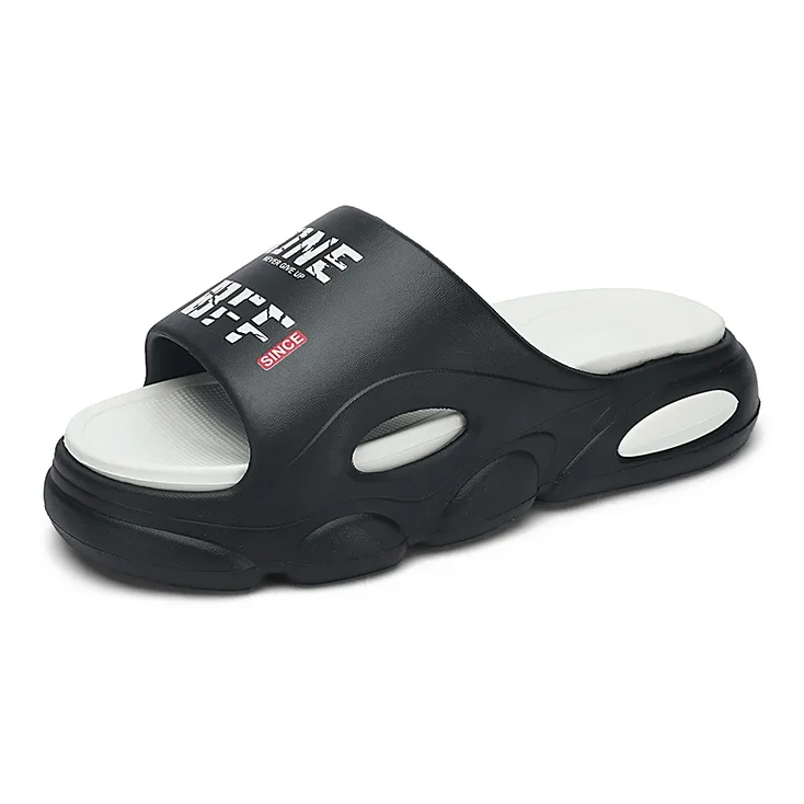 Le Drag Outerwear Slippers White Black-14
