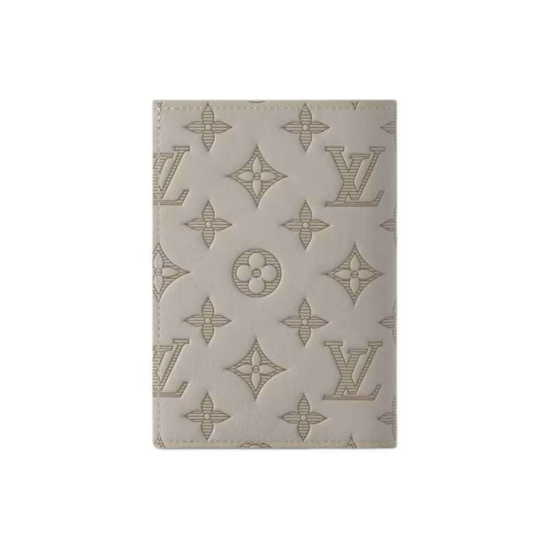 LOUIS VUITTON Passport Cover-2