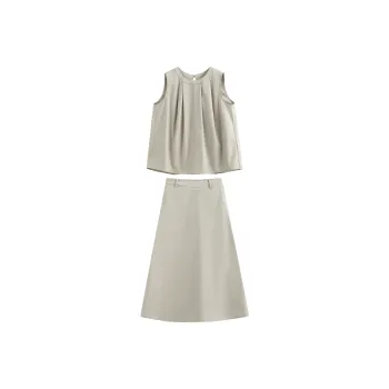 Initial Language Skirt Set Women's