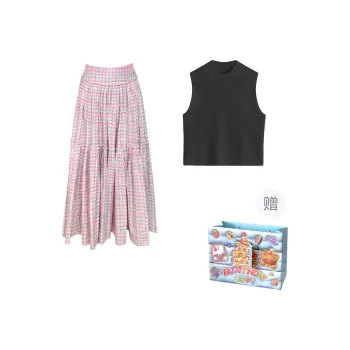 Gentle Welcome Skirt Set Women's Image Color