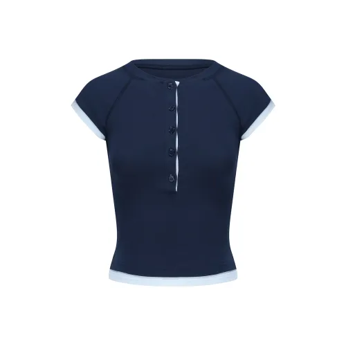 APEA T Shirts Women's
