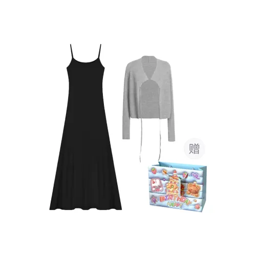 Gentle Welcome Skirt Set Women's