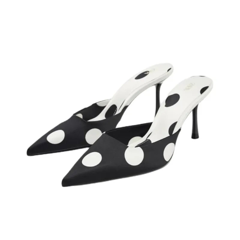 ZARA Abrasion Resistant Closed Toe Slippers Women's Black-2