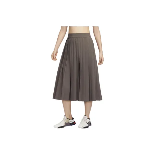 Nike 24.7 PerfectStretch Women's Dri FIT Pleated Skirt