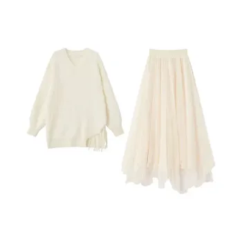 Lookinto Skirt Set Women's Ecru