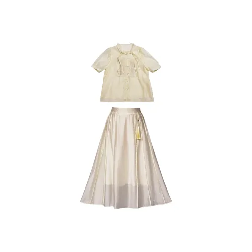 SONDR Two Piece Skirt Sets Women's