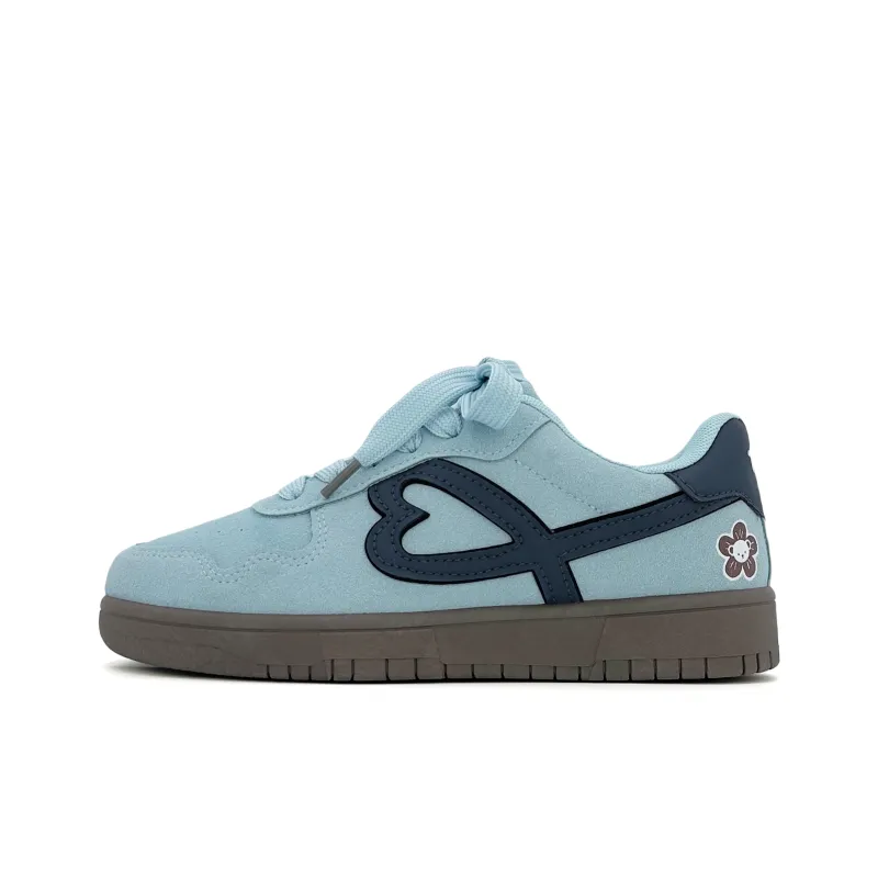 Teddy Bear Collection Slip Resistant Low Top Skateboard Shoes Unisex-4