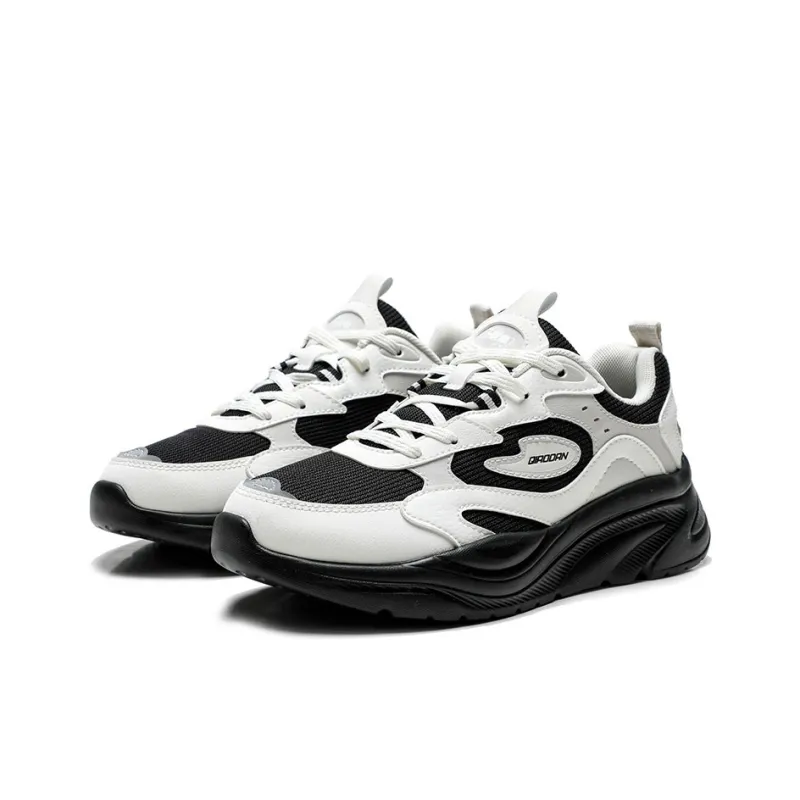 QIAODAN Dry Anti Slip Wear Resistant Low Top Casual Shoes Women's Black White Gray-2