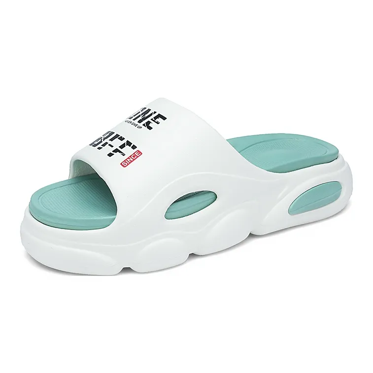 Le Drag Outerwear Slippers White Black-0