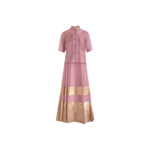 A LIFE ON THE LEFT Skirt Set Women's Sonic Feather Pink