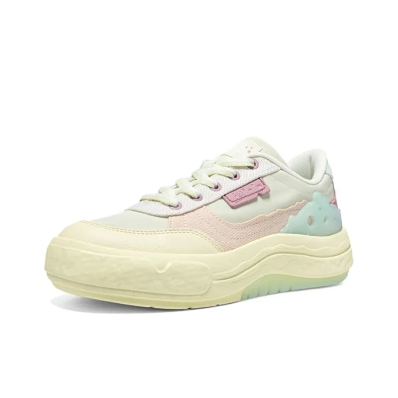 361° Slip Resistant And Breathable Low Top Skateboard Shoes Women's Beige Green Pink-2