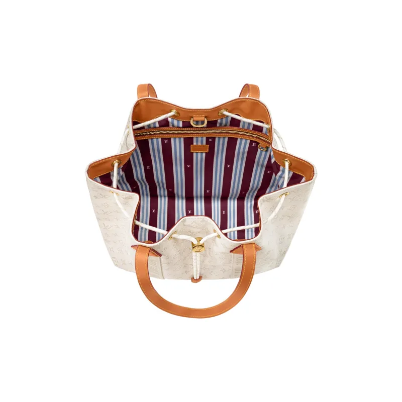 LOUIS VUITTON Marina Tote-4