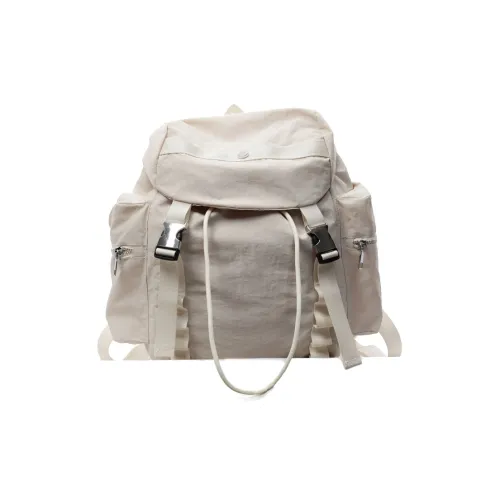 lunch boxes and cooler bags