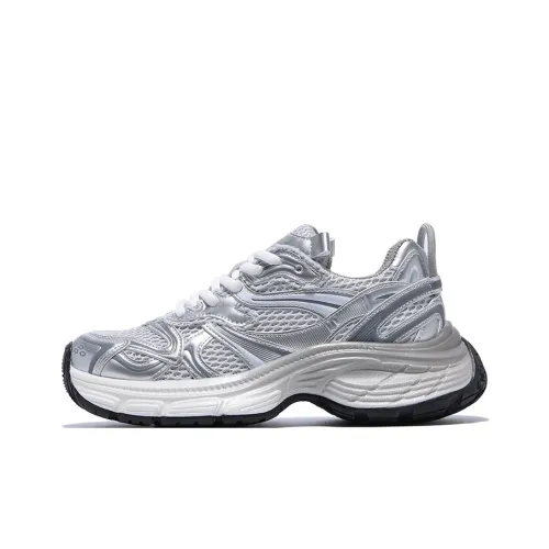 ALI THE FOX Lightweight Low Top Chunky Sneakers Women's