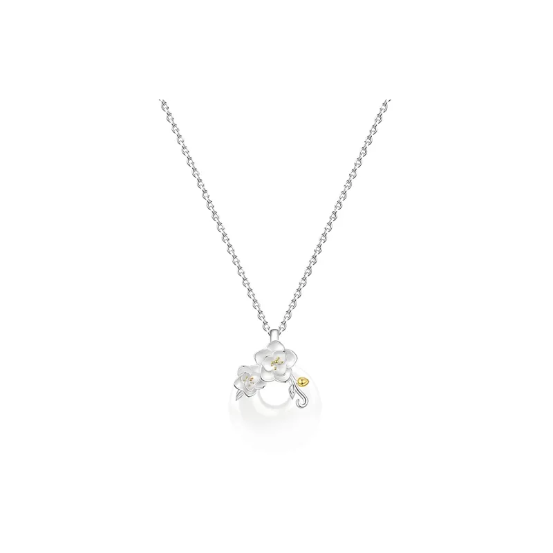 Emerald Chalcedony Necklaces Women's-0