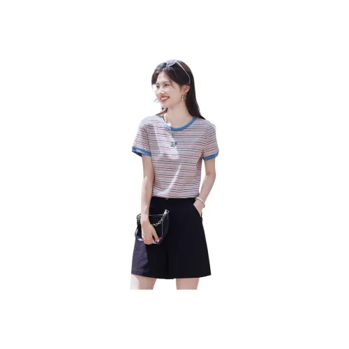 Still quiet T Shirts Women's Pink/Multicolor