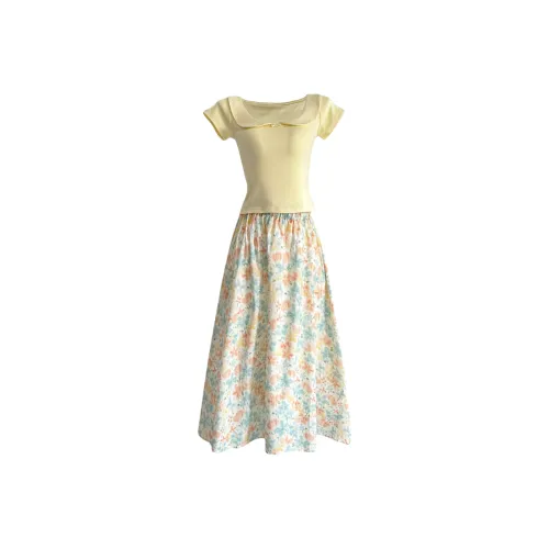 Udon House Two Piece Skirt Sets Women's