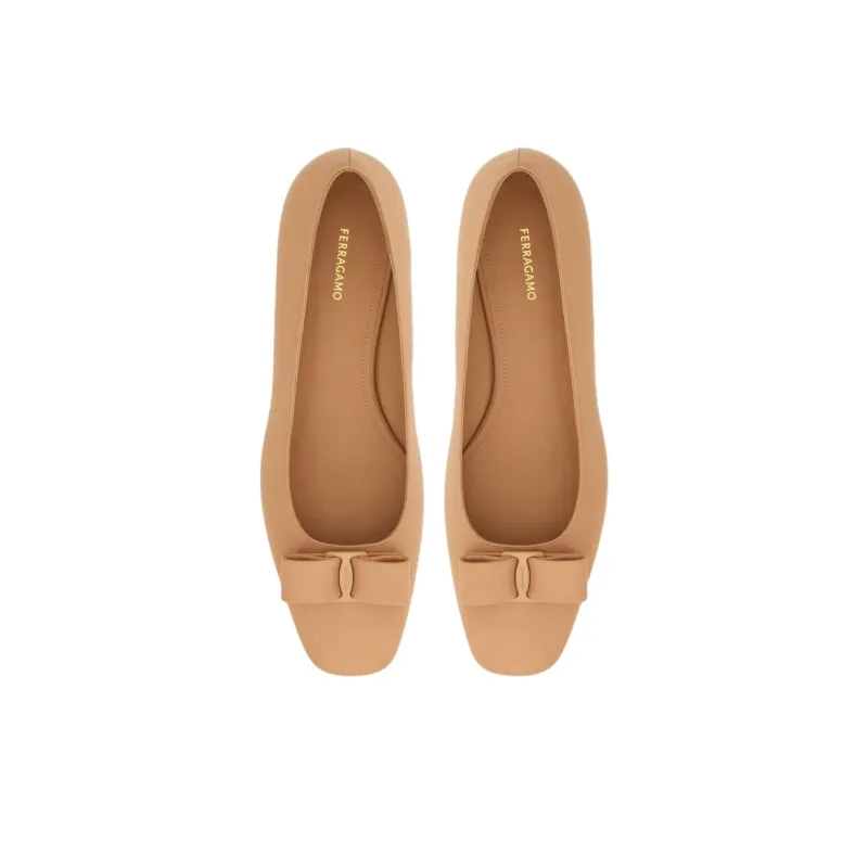 FERRAGAMO Iconic Chunky Heel High Heels 3cm Women's Nude-2
