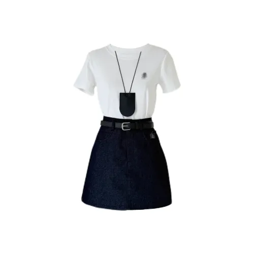Udon House Two Piece Skirt Sets Women
s