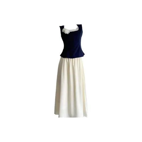MTHE Skirt Set Women's Navy Blue/White
