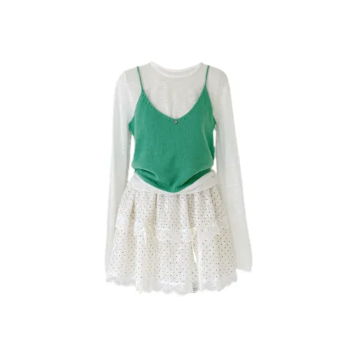 Udon House Two Piece Skirt Sets Women's