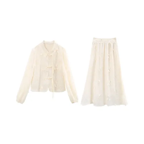 A Paradise For Awakening Skirt Set Women's Beige Apricot