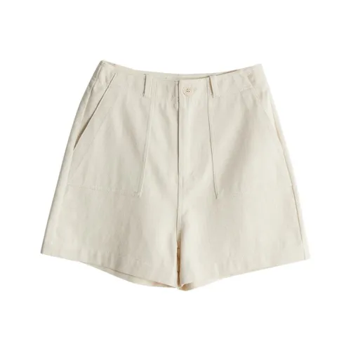 SHALLOW STREAMS Denim Shorts Women's Creamy Apricot