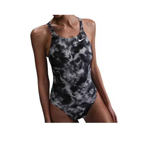 Nike Swim HydraStrong Women's Fastback One Piece