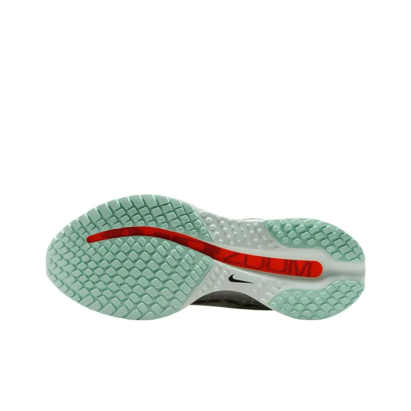 Nike Air Zoom Pegasus Premium Barely Green-4