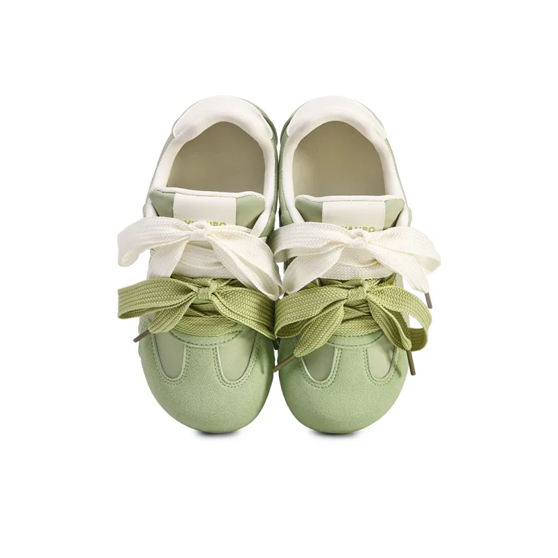 Lovely You Wear resistant And Lightweight Low Top Skateboard Shoes Women's-12