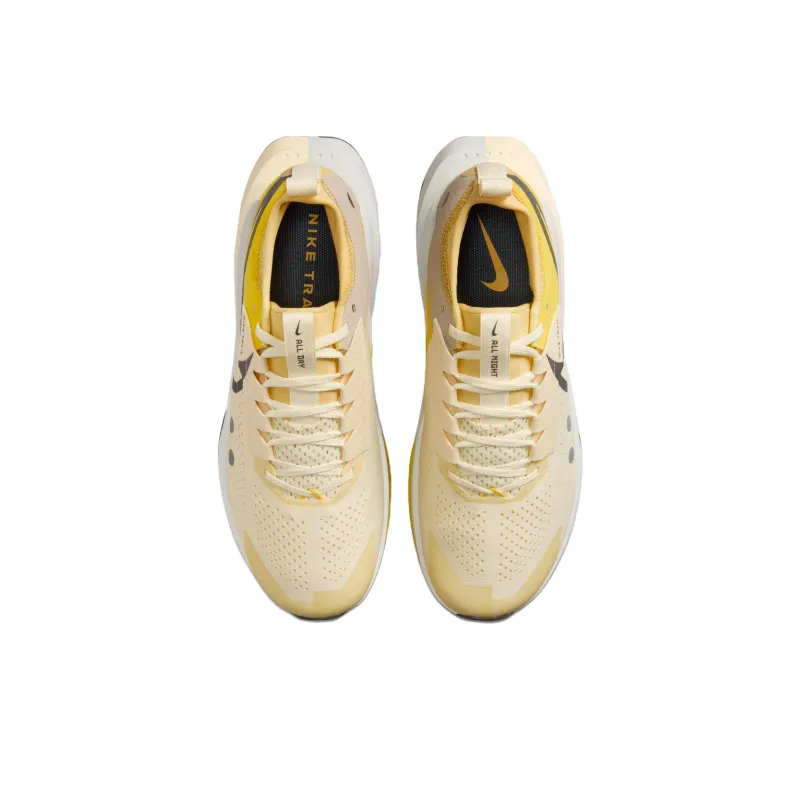 Nike ZoomX Zegama 2 Alabaster Lightning Saturn Gold Medium Ash-3