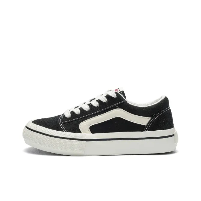FOREVER 21 Slip Resistant, Abrasion Resistant, Breathable, Lightweight, Cushioning Low Top Canvas Shoes Unisex-0
