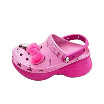 Crocs Hello Kitty Bay Clog Clogs Women's Pink
