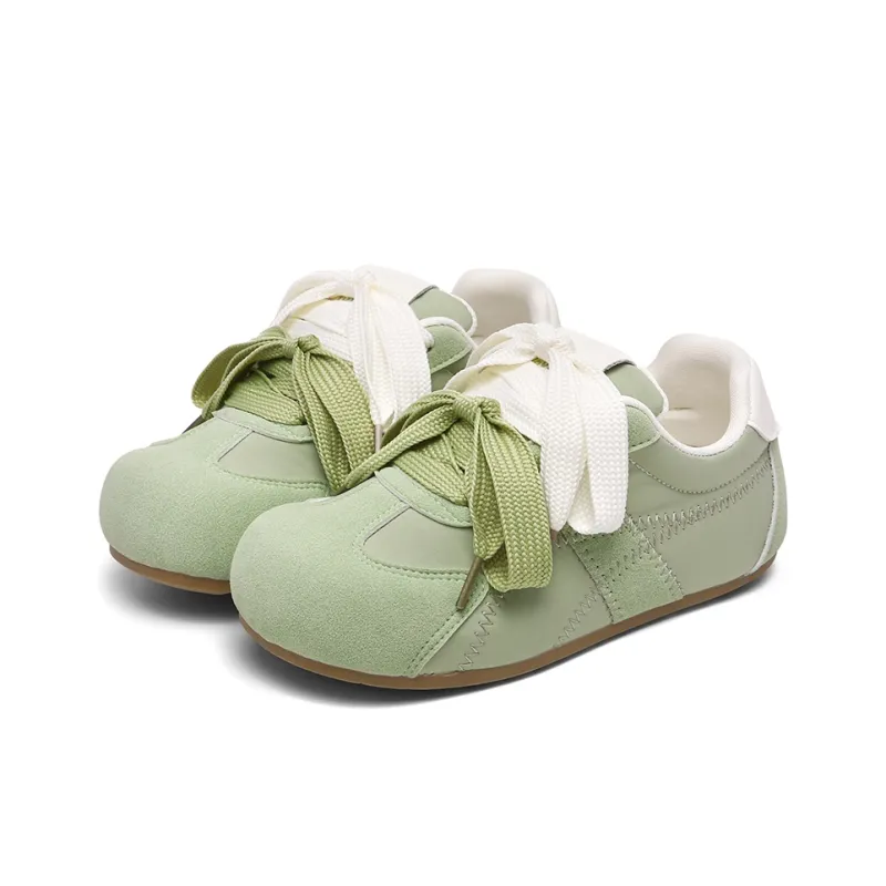 Lovely You Wear resistant And Lightweight Low Top Skateboard Shoes Women's-11