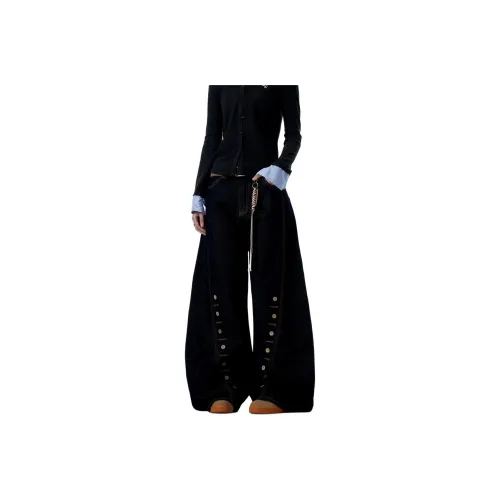 The New Age Family Jeans Women's
