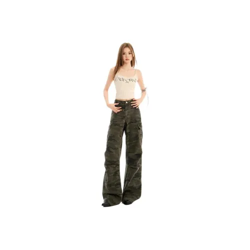 The New Age Family Jeans Women's