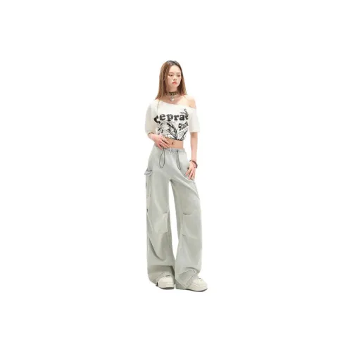 The New Age Family Jeans Women's