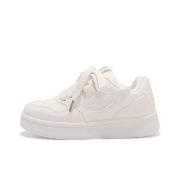 Miss Zhang Lightweight Height Increasing Low Top Skateboard Shoes Women's Beige