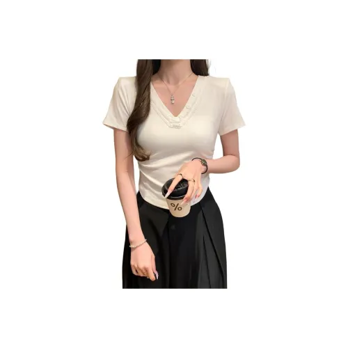 The Temptation Of The Muse T Shirt Women's