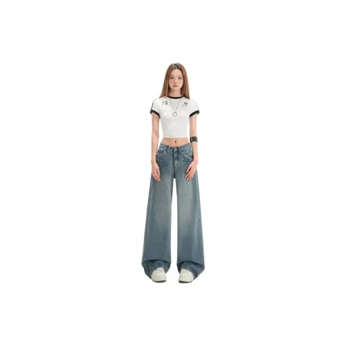 The New Age Family Jeans Women's