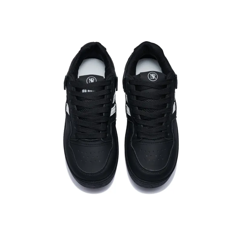 VKOI 1999 Non slip Lightweight Low Top Skateboard Shoes Women's Black-4