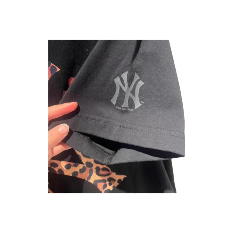 New Era T Shirts Unisex Black-1