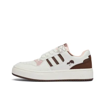 VKOI 1999 Non slip Lightweight Low Top Skateboard Shoes Women's
