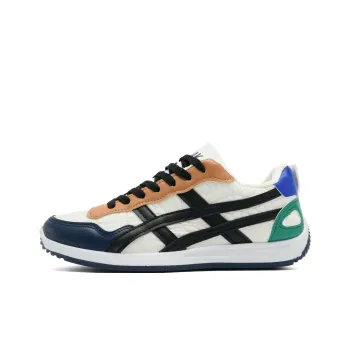 7 SEVFUN Low Top Casual Shoes Women's White Black